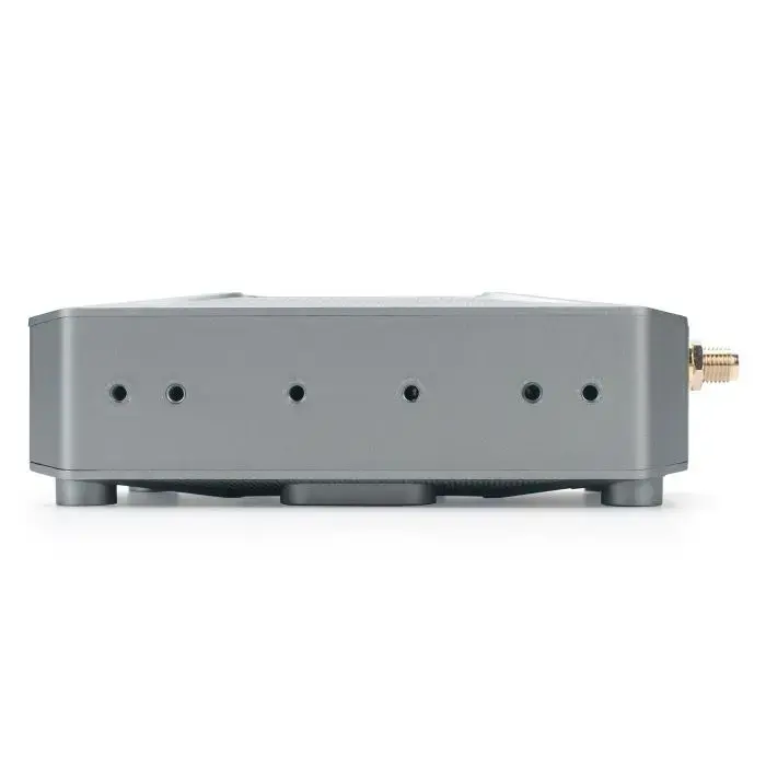 dragino-ms48-lr-ec25-lorawan-modbus-gateway-side-view-04.webp